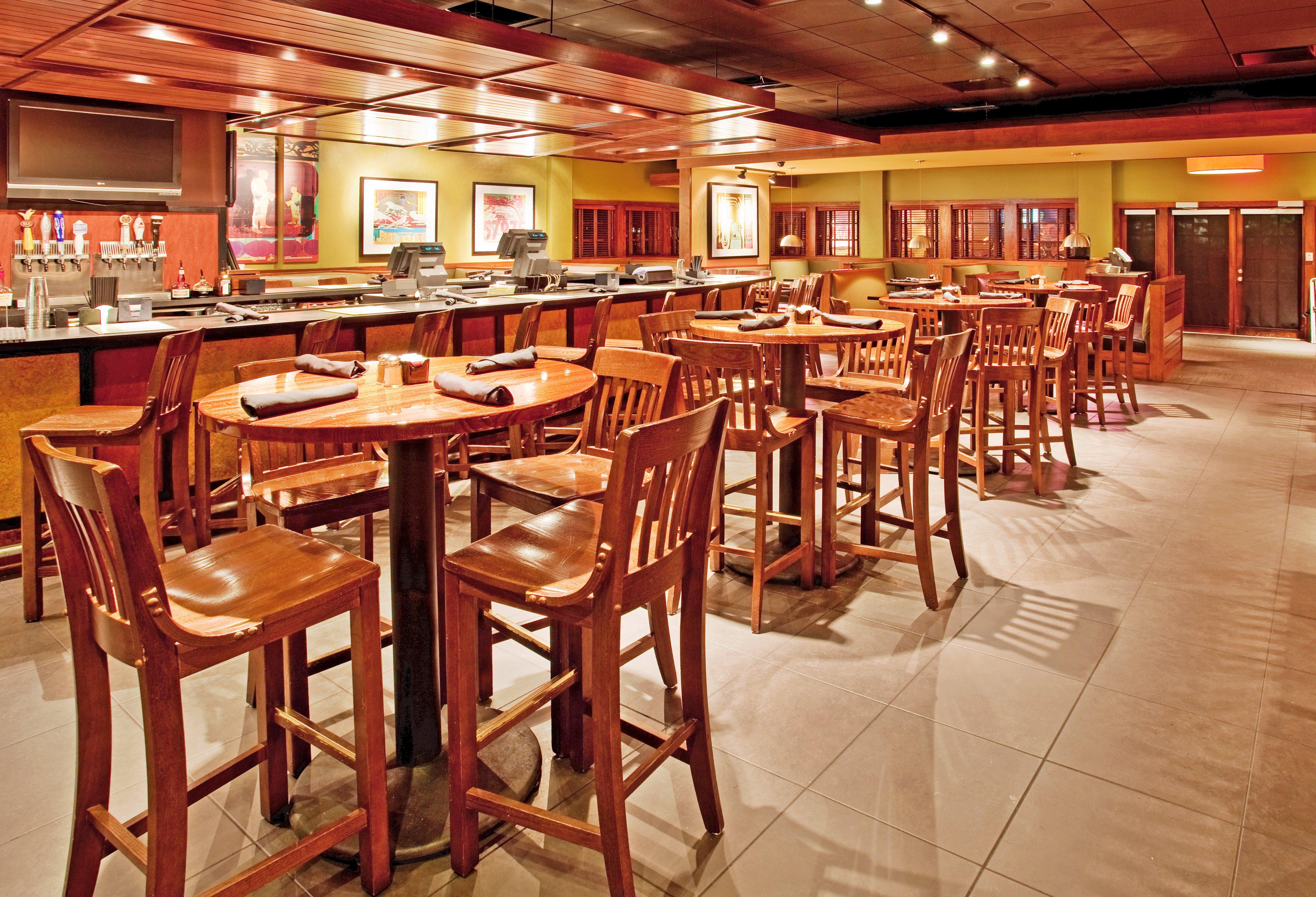 Holiday Inn At The Campus By Ihg Manhattan Exterior photo